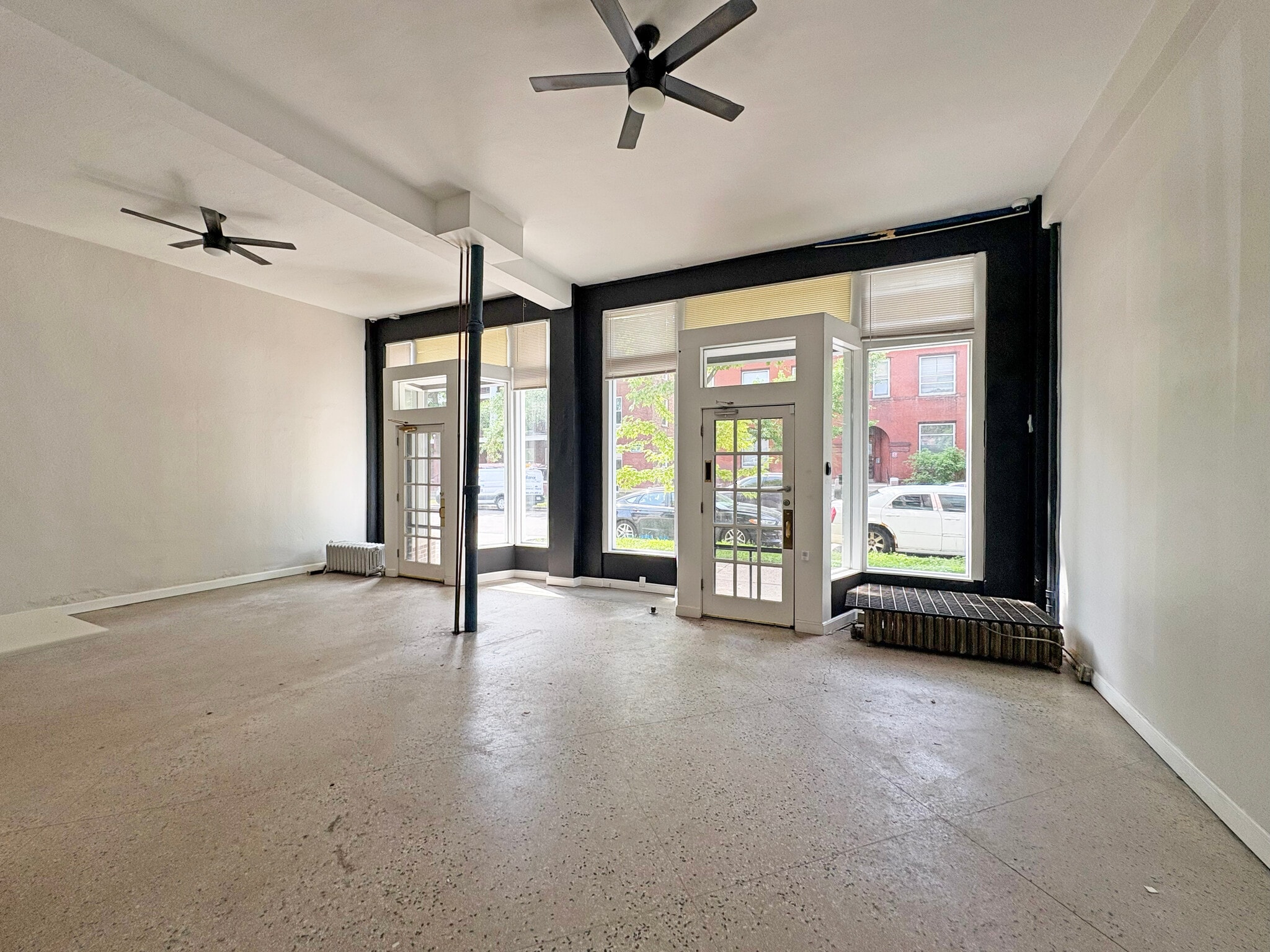 2443 S Nicollet Ave, Minneapolis, MN à louer Photo intérieure- Image 1 de 3