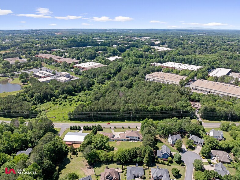 1301 Allgood NE rd, Marietta, GA à vendre - Aérien - Image 2 de 2