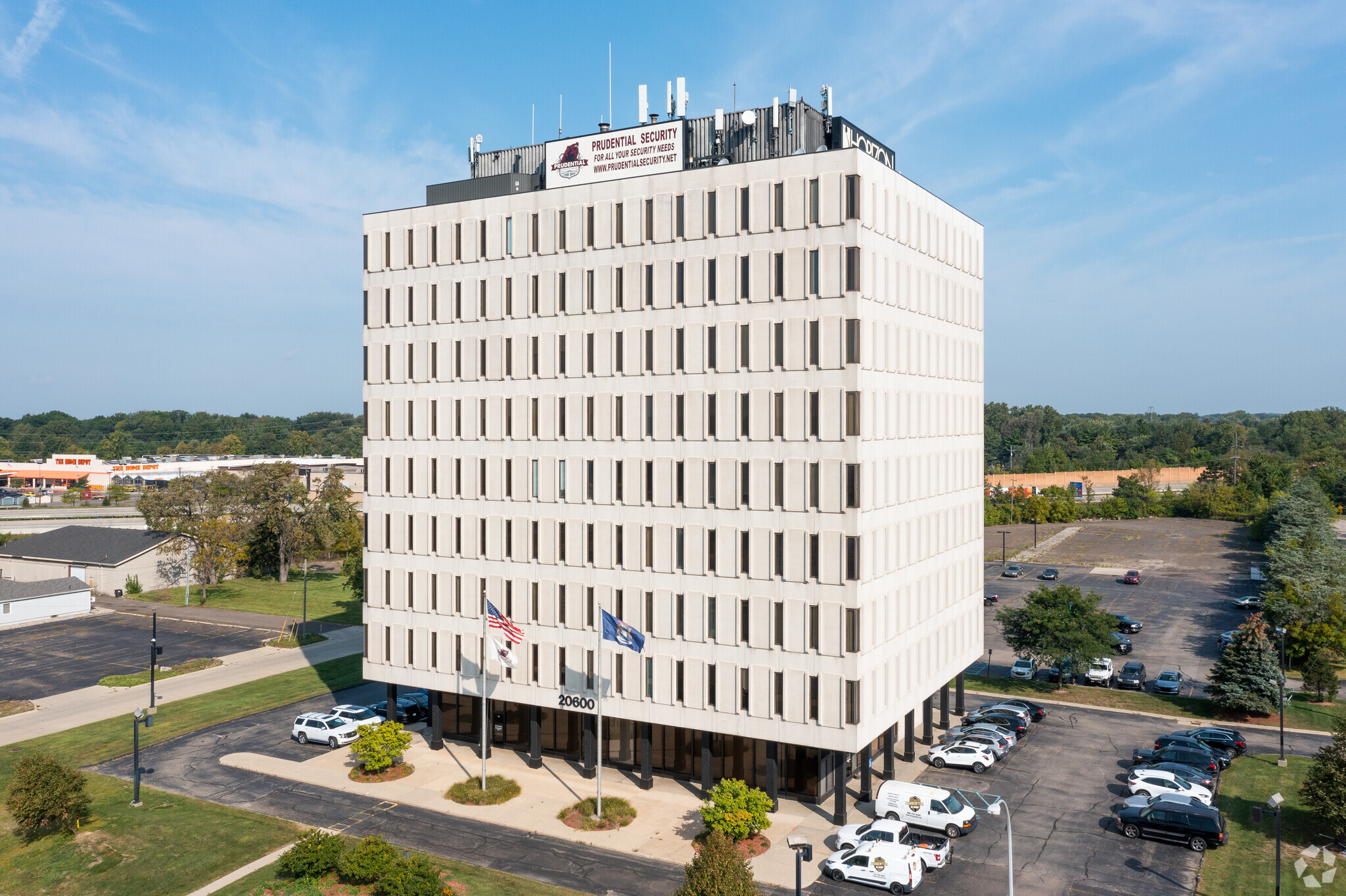 20600 Eureka Rd, Taylor, MI for lease Building Photo- Image 1 of 8