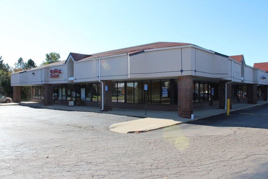 7025 E Michigan Ave, Saline, MI for lease - Building Photo - Image 1 of 3