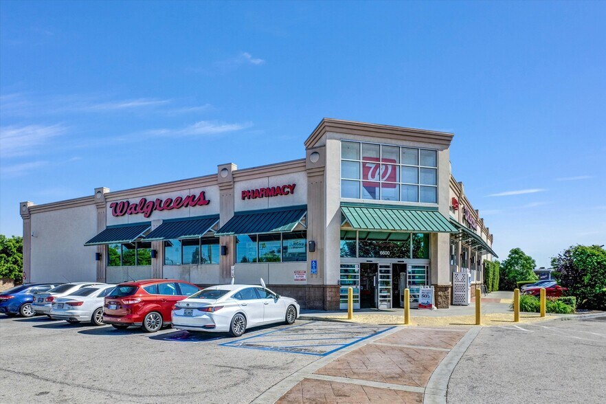 6600 Magnolia Ave, Riverside, CA à vendre - Photo du bâtiment - Image 3 de 15