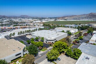 1141 California Ave, Corona, CA - AÉRIEN Vue de la carte - Image1