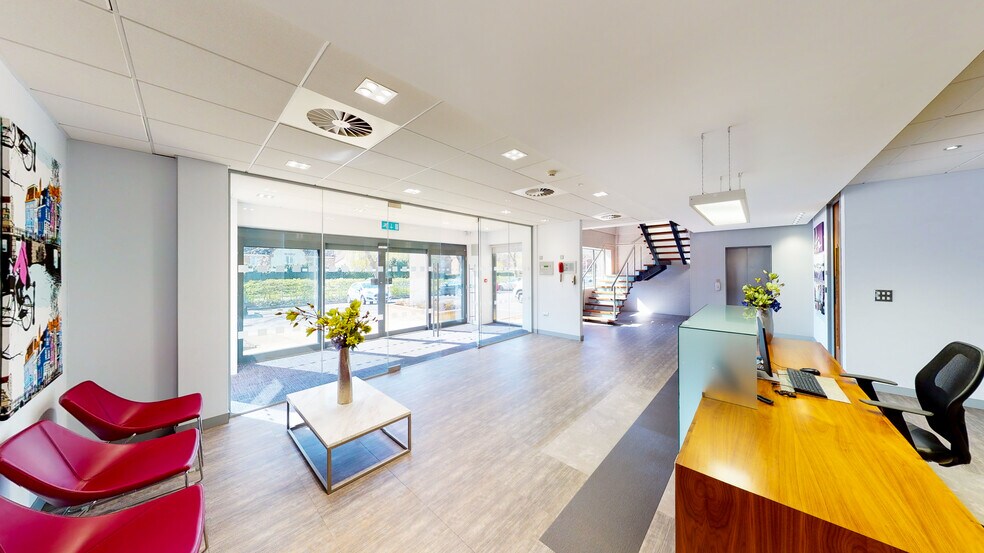 Priory Dr, Newport for lease - Lobby - Image 3 of 5