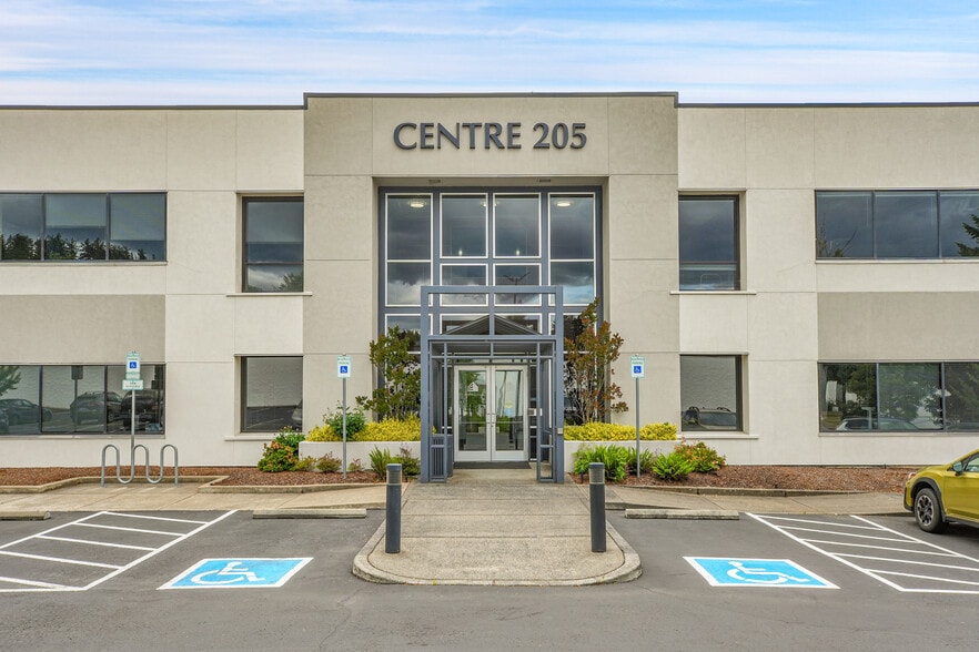 2600 SE 98th Ave, Portland, OR for lease - Building Photo - Image 2 of 15