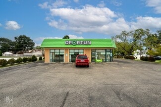 Plus de détails pour 2000 W Grand Ave, Waukegan, IL - Commerce de détail à vendre