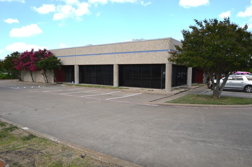 1203 Beta Ct, Rockwall, TX à louer - Photo du bâtiment - Image 1 de 9