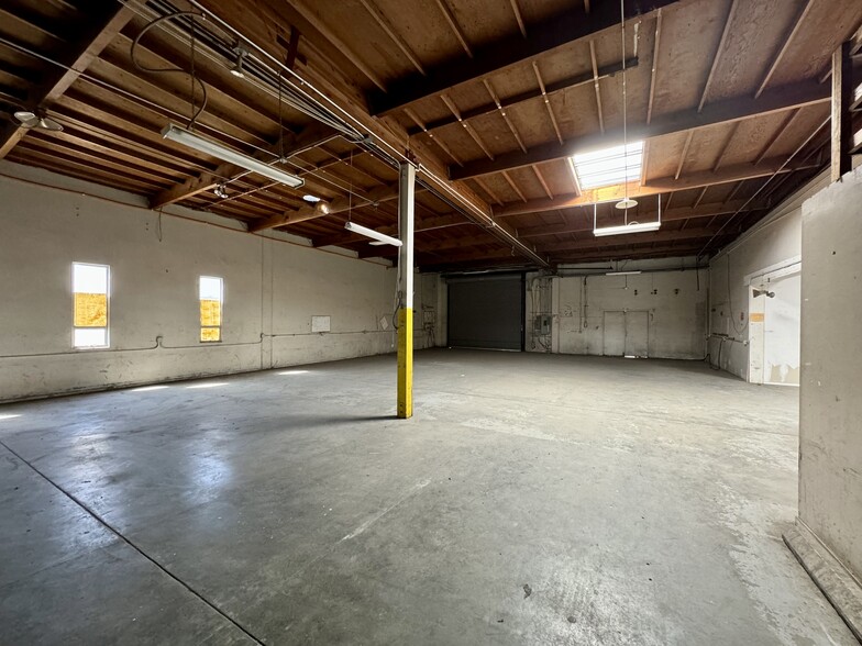 1550 Gilbreth Rd, Burlingame, CA for lease - Building Photo - Image 2 of 15