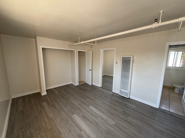 5022 W Washington Blvd, Los Angeles, CA à vendre - Photo intérieure - Image 2 de 12