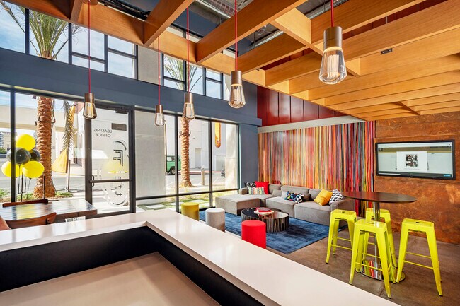 More details for 901 E Fremont St, Las Vegas, NV - Coworking for Lease