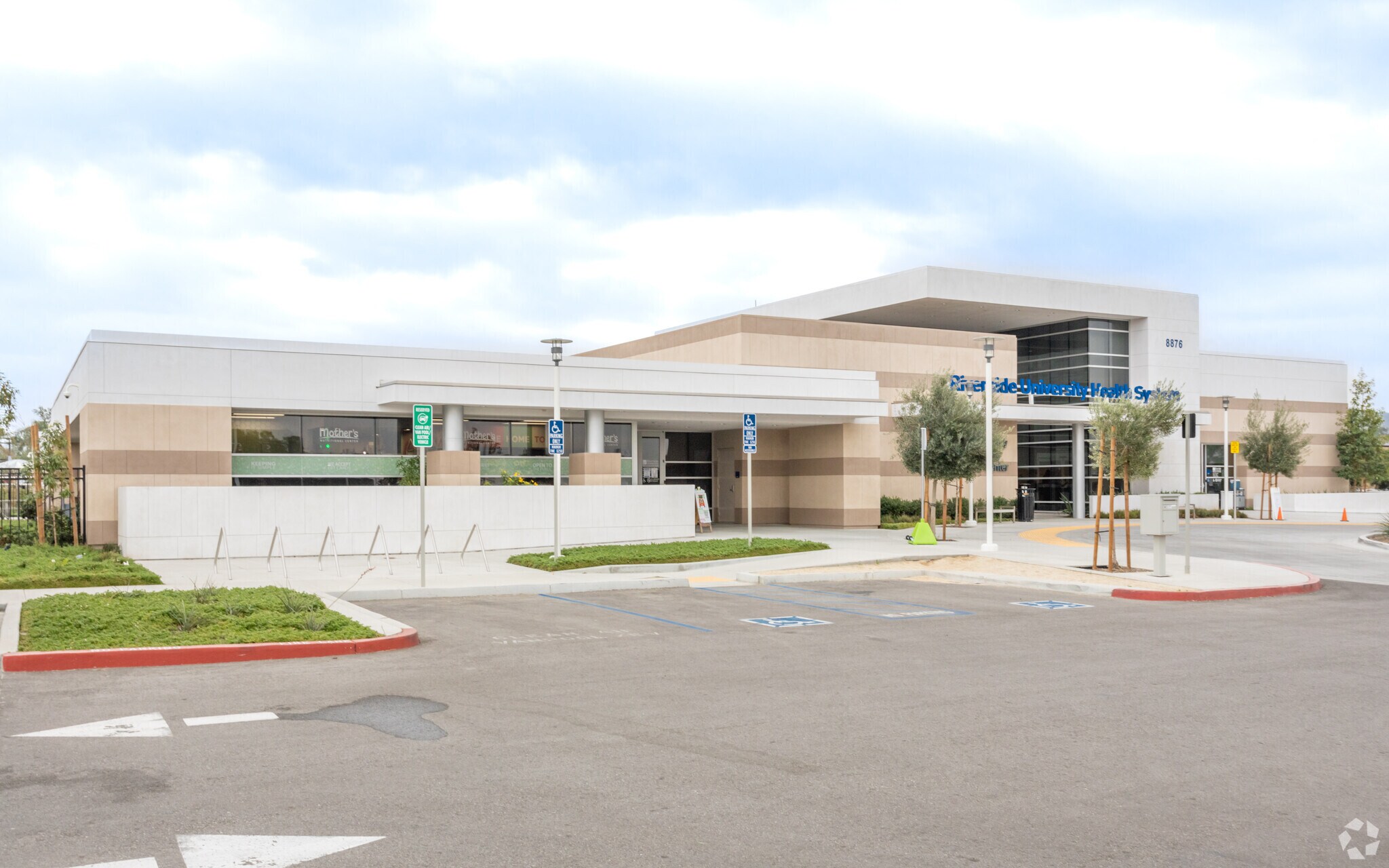 8876 Mission Blvd, Jurupa Valley, CA à vendre Photo principale- Image 1 de 1