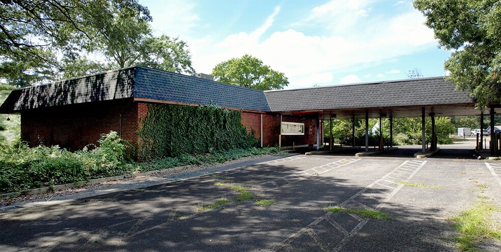 2932 Haddonfield Rd, Pennsauken, NJ for sale - Building Photo - Image 1 of 14