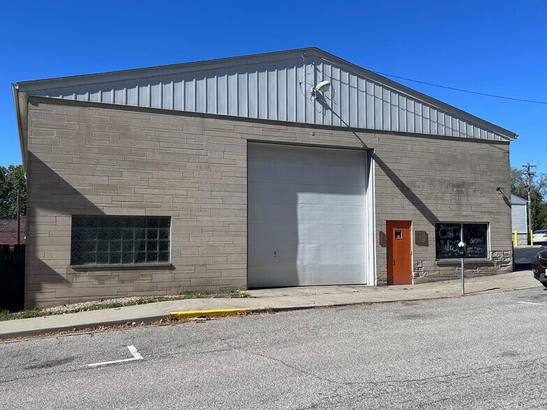 633 N Morton St, Bloomington, IN for lease - Building Photo - Image 1 of 13