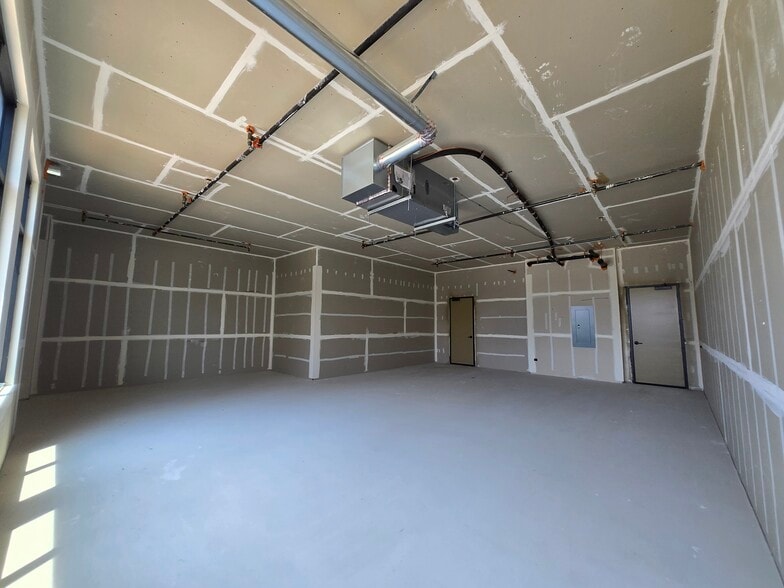 5624 Philadelphia St, Chino, CA à vendre - Photo du bâtiment - Image 3 de 14
