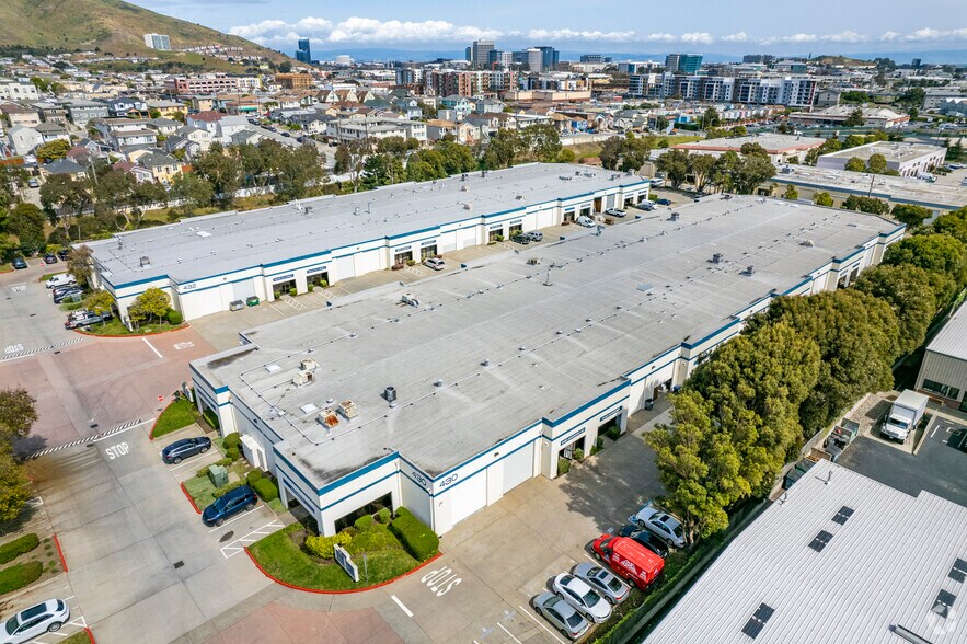 432 N Canal St, South San Francisco, CA à louer - Aérien - Image 2 de 17