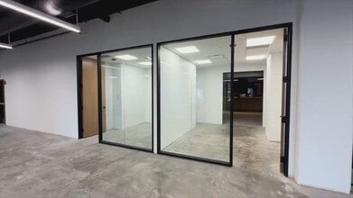 732 W Randolph St, Chicago, IL for lease - Commercial Listing Video