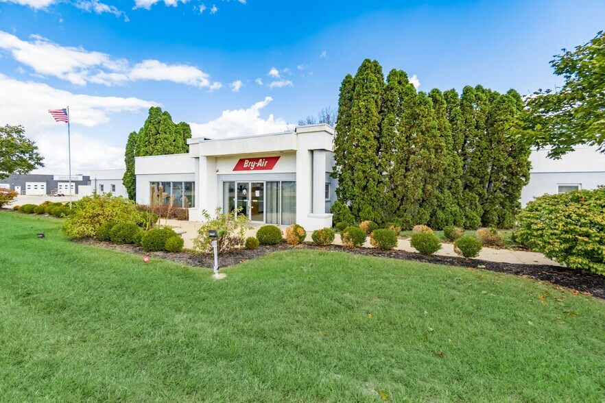 10793 OH-37, Sunbury, OH à louer - Photo du bâtiment - Image 2 de 4