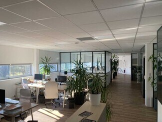Plus de détails pour Bureau à vendre