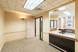 30 N Michigan Ave, Chicago, IL for lease Interior Photo- Image 2 of 12