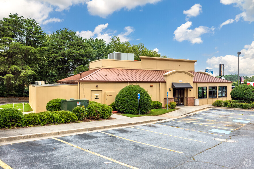 670 Atlanta Hwy, Cumming, GA for lease - Building Photo - Image 2 of 4