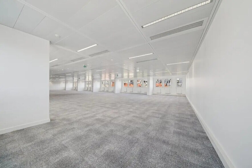 64 Rue Du Ranelagh, Paris à louer - Photo du bâtiment - Image 3 de 13