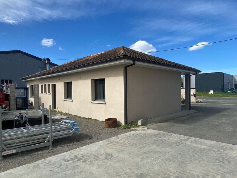 Flex dans Lormont à louer - Photo du bâtiment - Image 3 de 9