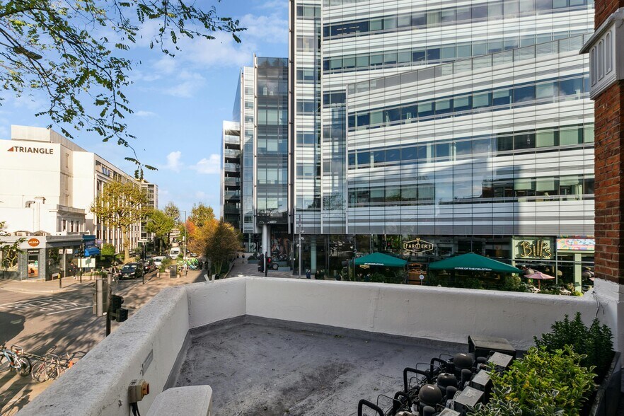 7-8 Lyric Sq, Londres à louer - Photo du bâtiment - Image 3 de 7