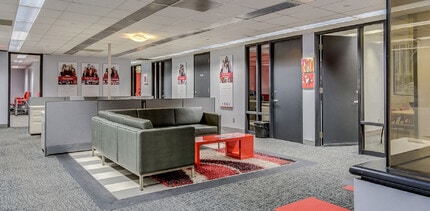 690-700 Boul René-Lévesque O, Montréal, QC for lease Interior Photo- Image 2 of 7