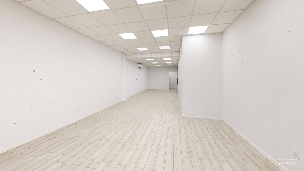 1716 Avenue M, Brooklyn, NY for lease - Building Photo - Image 3 of 14