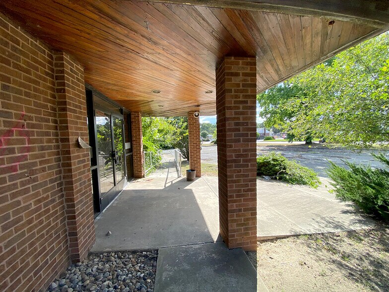 2932 Haddonfield Rd, Pennsauken, NJ à vendre - Photo du bâtiment - Image 3 de 14