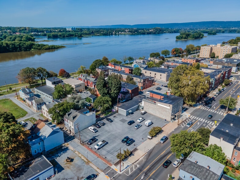 1332 N 2nd St, Harrisburg, PA à vendre - Photo du bâtiment - Image 3 de 18