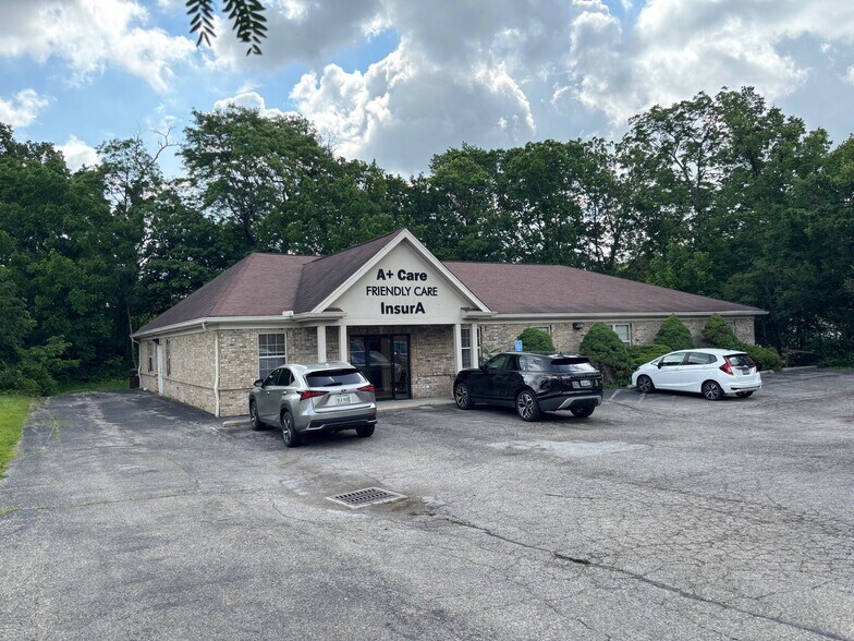 8976 Columbia Rd, Loveland, OH à louer - Photo du bâtiment - Image 2 de 4