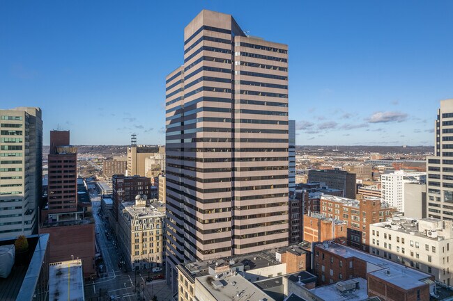Plus de détails pour 600 Vine St, Cincinnati, OH - Bureau à louer