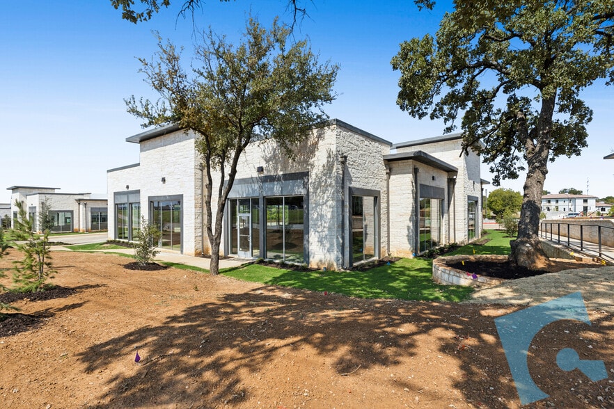 2510 E State Highway 114, Southlake, TX à louer - Photo du bâtiment - Image 3 de 10