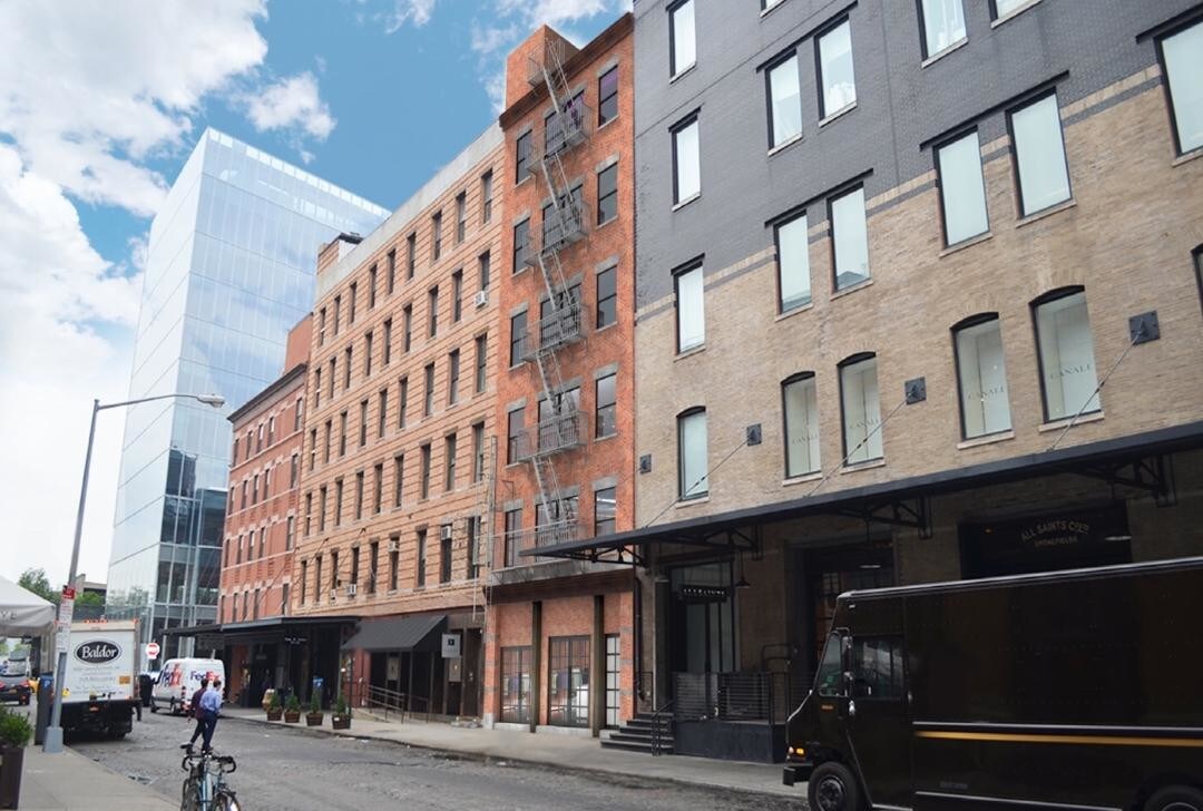 419 W 13th St, New York, NY à louer Photo du bâtiment- Image 1 de 6