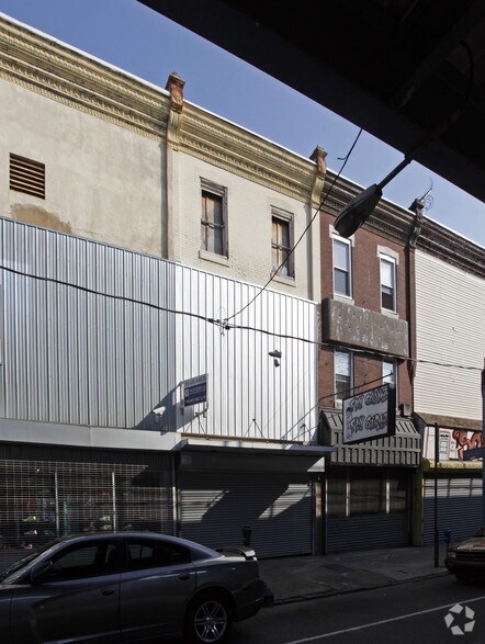 3072 Kensington Ave, Philadelphia, PA à louer - Photo du bâtiment - Image 2 de 2