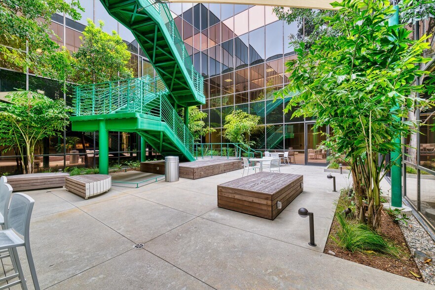 2800 28th St, Santa Monica, CA à louer - Photo du bâtiment - Image 3 de 17