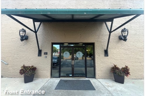 1661 N Water St, Milwaukee, WI for lease - Building Photo - Image 2 of 3
