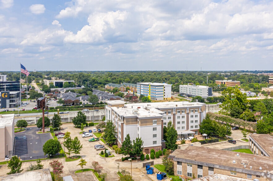 4964 Constitution Ave, Baton Rouge, LA for sale - Building Photo - Image 2 of 2