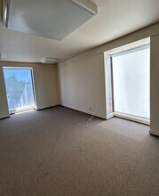 1200 Mt Diablo Blvd, Walnut Creek, CA à louer Photo intérieure- Image 2 de 6
