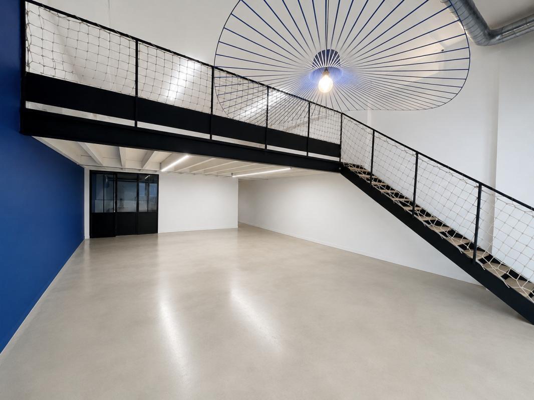 25 Rue Villiot, Paris for sale Interior Photo- Image 1 of 8