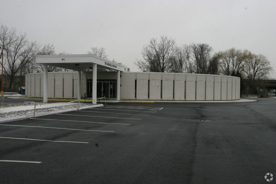 80 Congress St, Springfield, MA for sale - Building Photo - Image 3 of 10