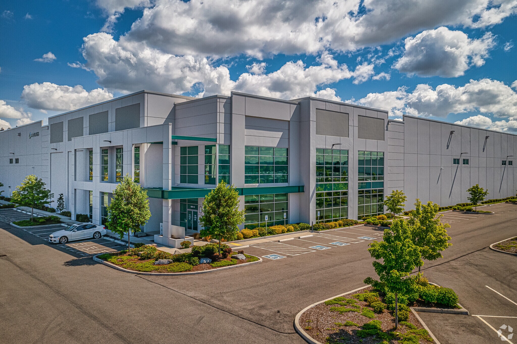 4801 E 8th St E, Tacoma, WA à louer Photo principale- Image 1 de 10