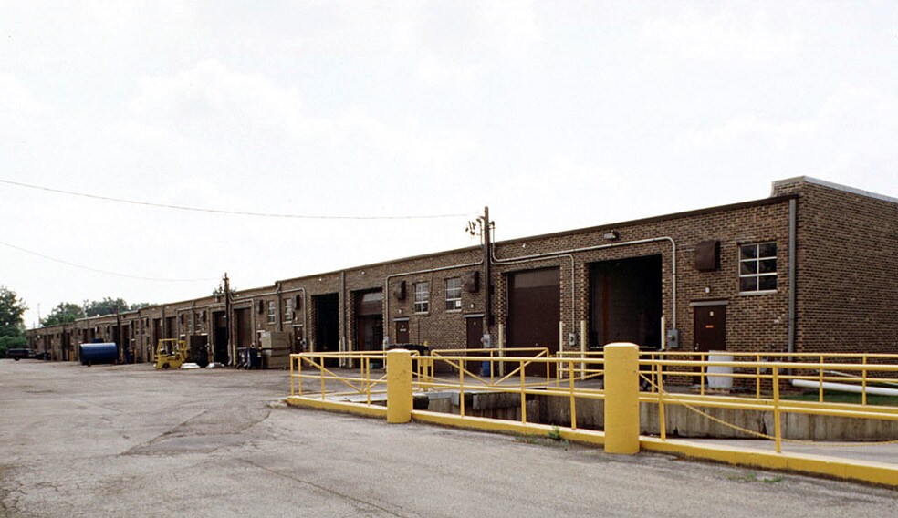 1001 W Republic Dr, Addison, IL à louer - Autre - Image 2 de 8