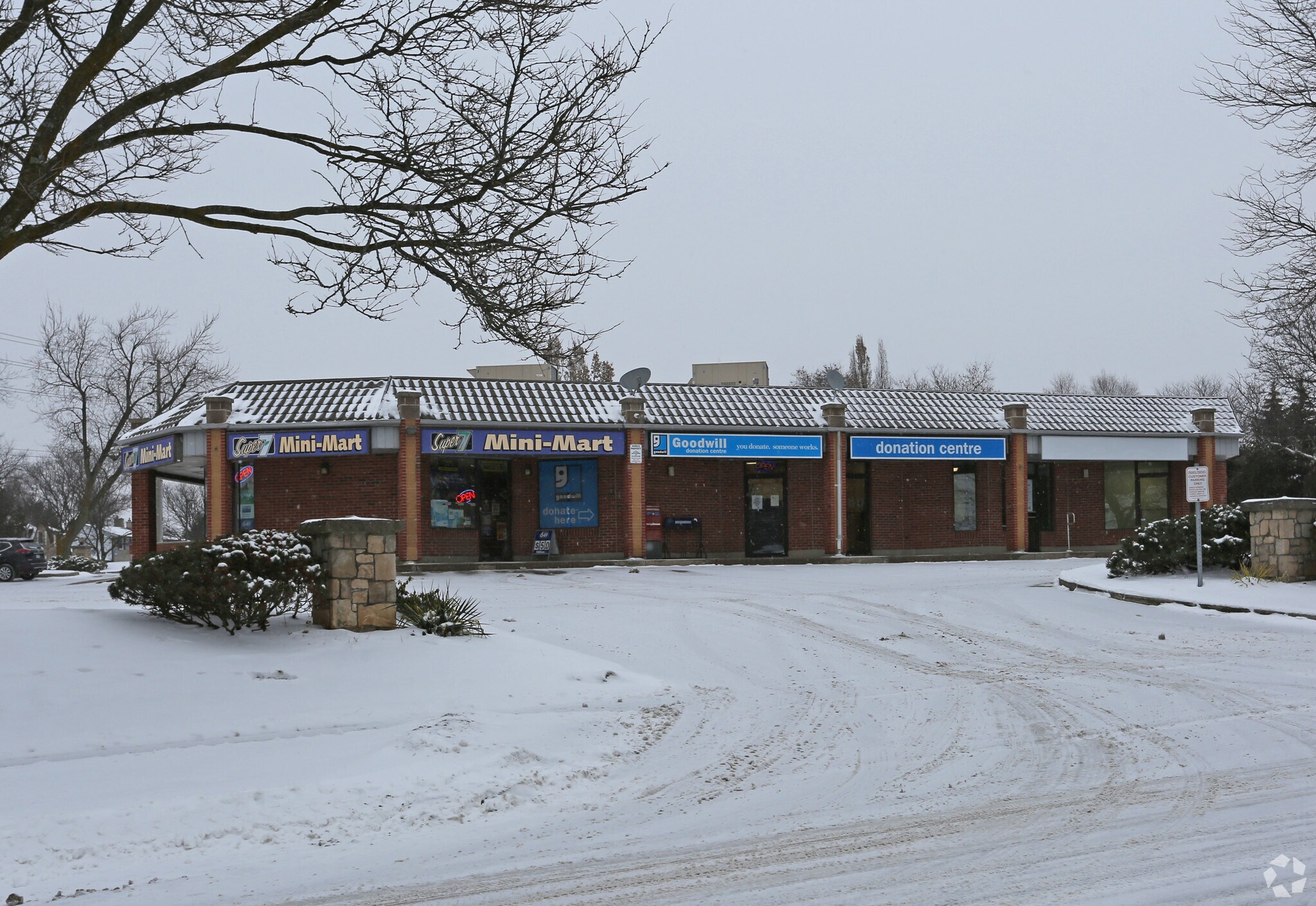 570 Kortright Rd W, Guelph, ON for sale Primary Photo- Image 1 of 1