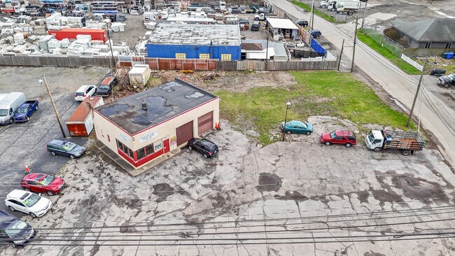 Plus de détails pour 1803 Lyell Ave, Rochester, NY - Commerce de détail à vendre