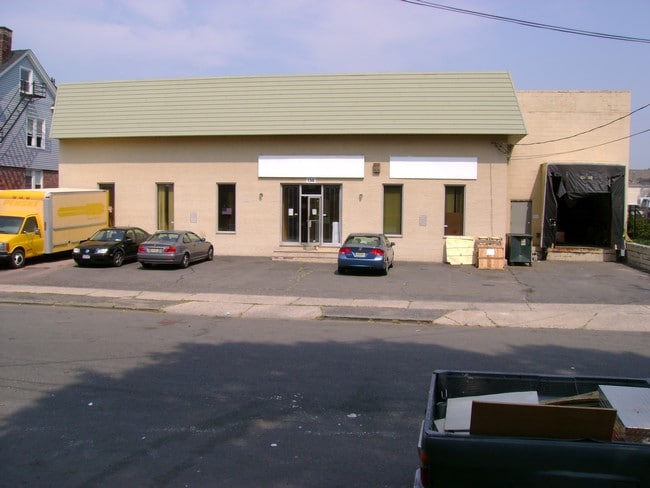 134 Myer St, Hackensack, NJ for sale - Building Photo - Image 2 of 14