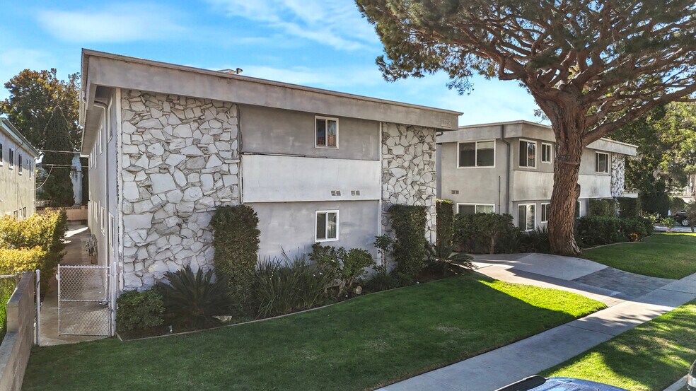 18216 Kingsdale Ave, Redondo Beach, CA à vendre - Photo du bâtiment - Image 3 de 18