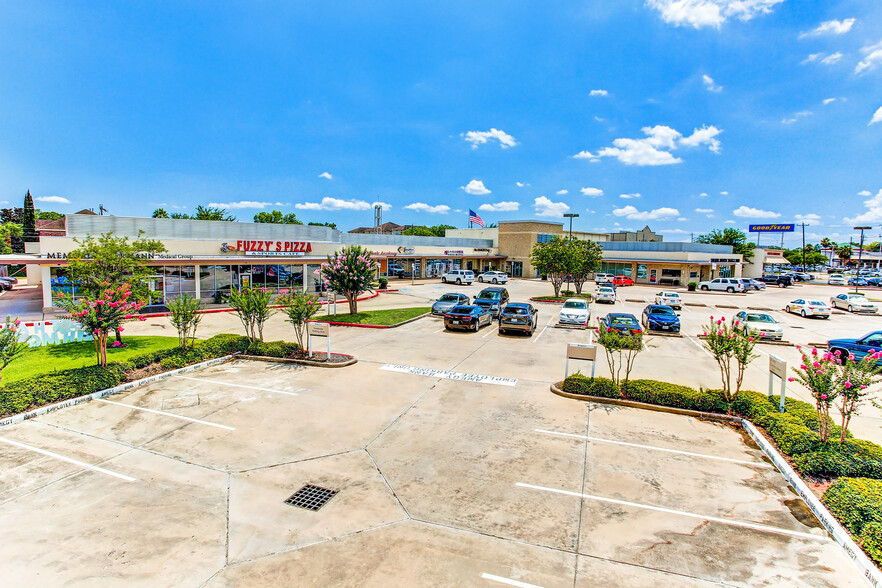 5301-5317 Bissonnet St, Bellaire, TX à louer - Photo du b timent - Image 3 de 14