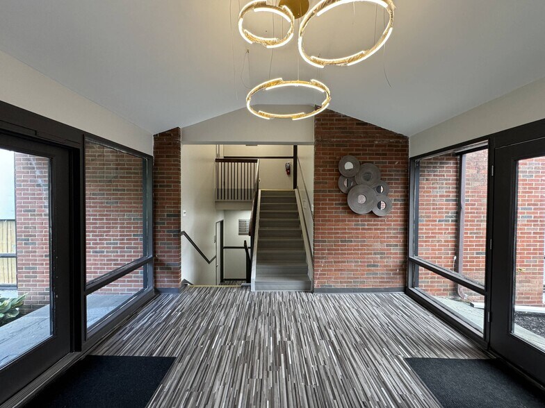 40 Grove St, Middletown, NY à louer - Hall d’entrée - Image 3 de 6