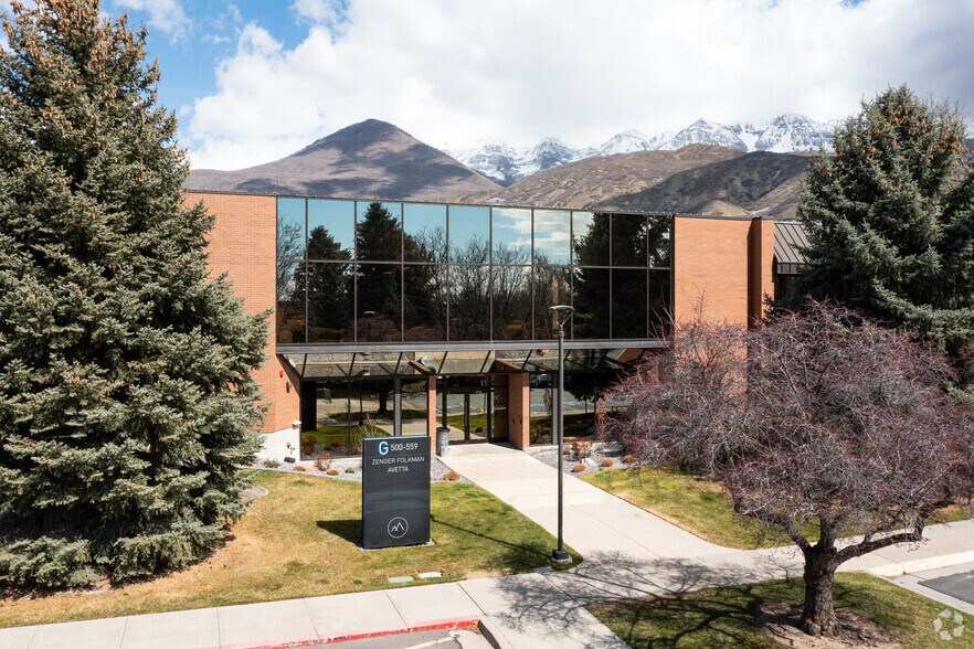 590 E Timpanogos Parkway, Orem, UT à louer - Photo du bâtiment - Image 2 de 24